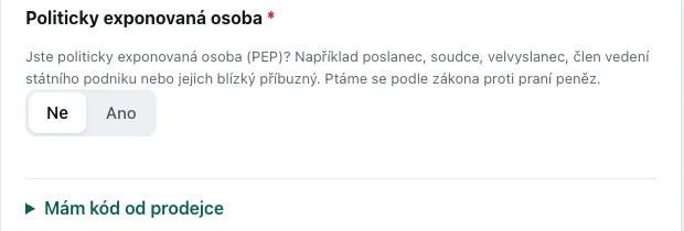 Snímek z ukázky aplikace Bondie: Otázka online formuláře v ukázce: Jste politicky exponovaná osoba, s příklady funkcí (poslanec, soudce, velvyslanec, člen vedení státního podniku nebo jejich blízký příbuzný) a volbou Ne nebo Ano